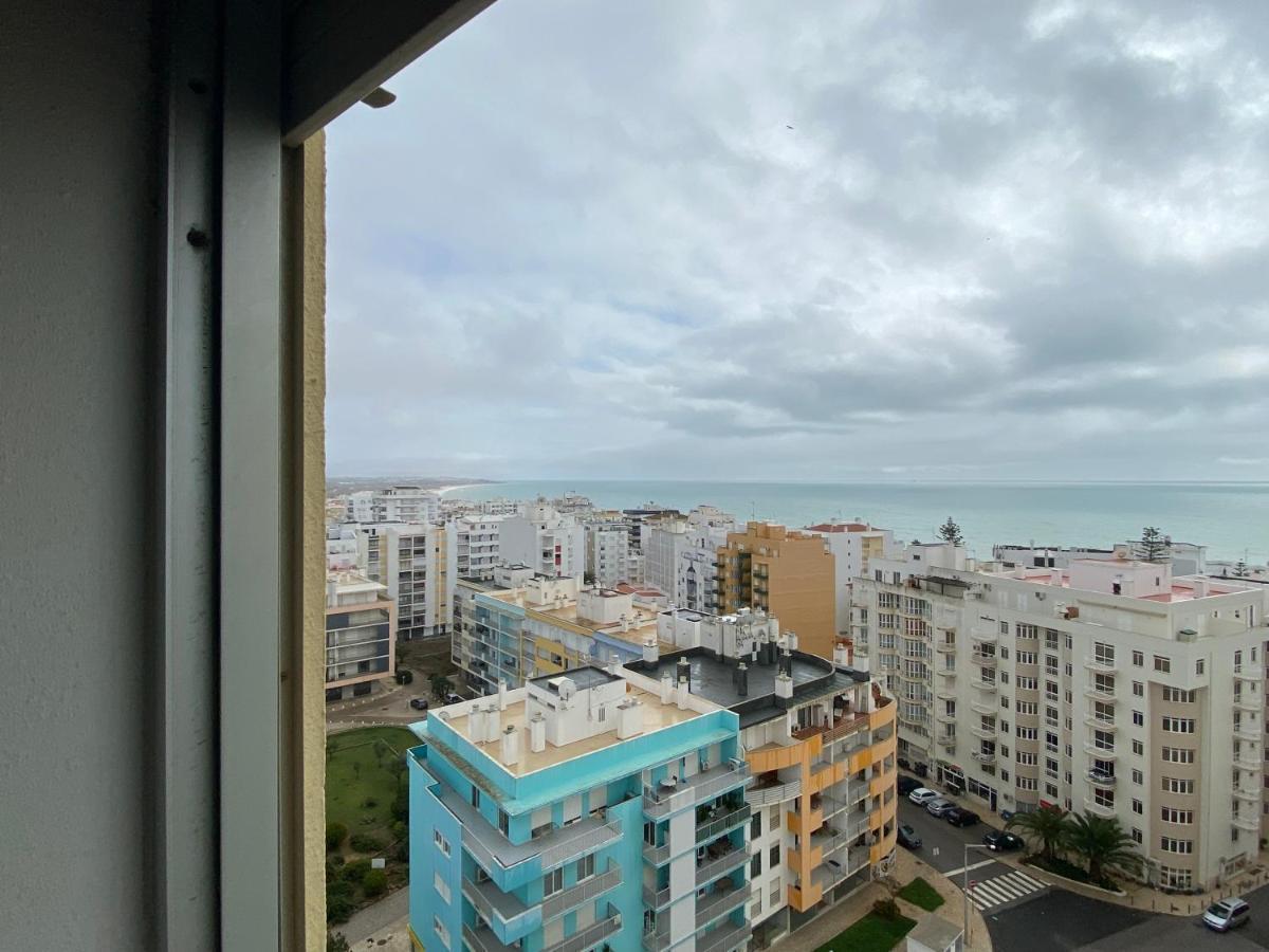 Armacao De Pera Apartment Exterior photo