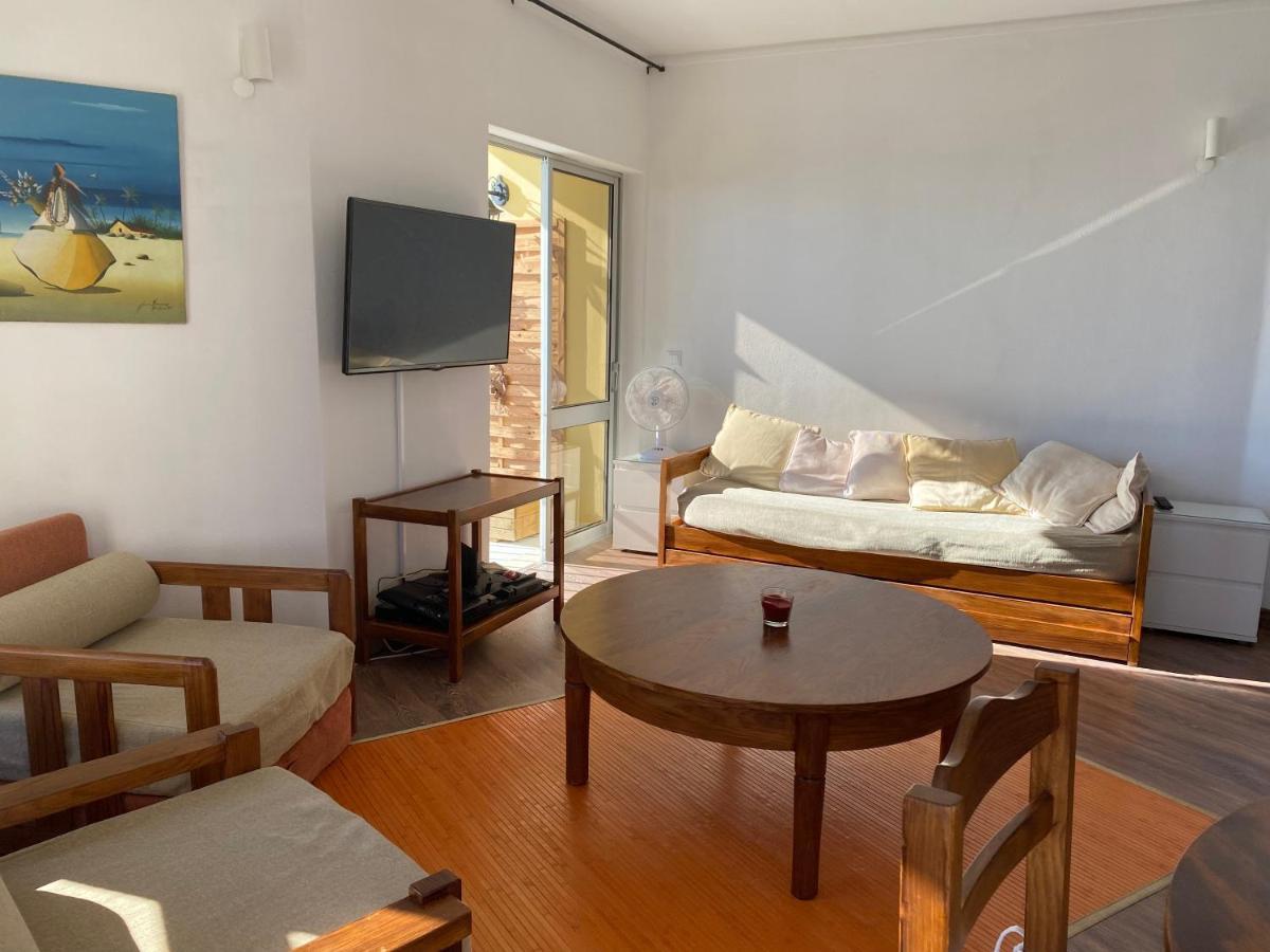 Armacao De Pera Apartment Exterior photo
